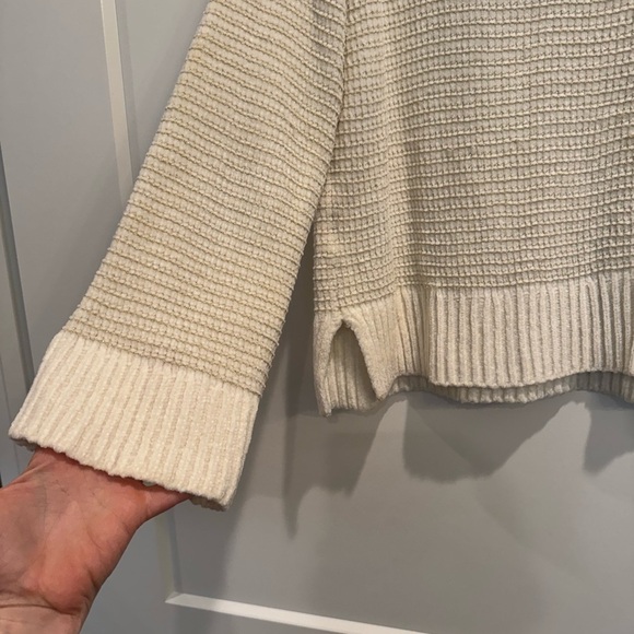 Anthropologie Moth white and gold metallic crew neck sweater wide sleeves - Picture 4 of 11